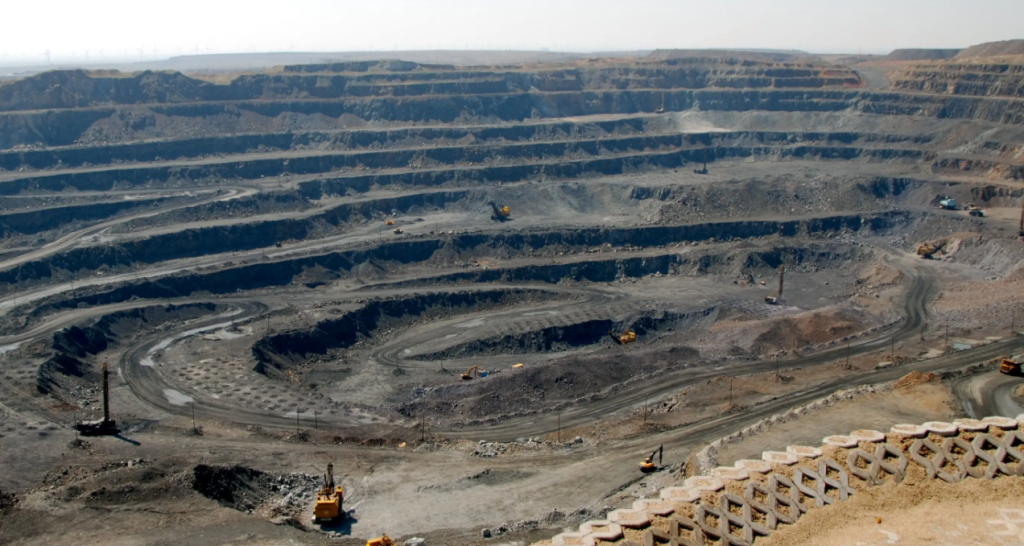 V2X in Autonomous Mining Vehicle Platooning: Re... V2X in Autonomous Mining Vehicle Platooning: Re...